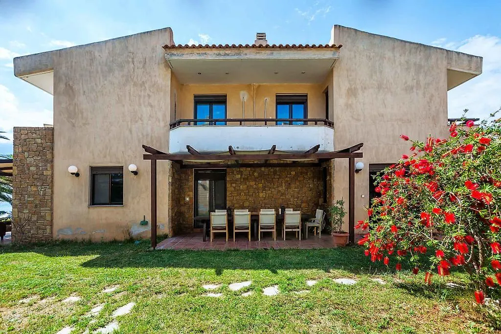 Nikiti Seaside Villas Nikíti