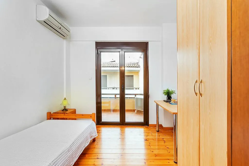 Nikiti Seaside Villas